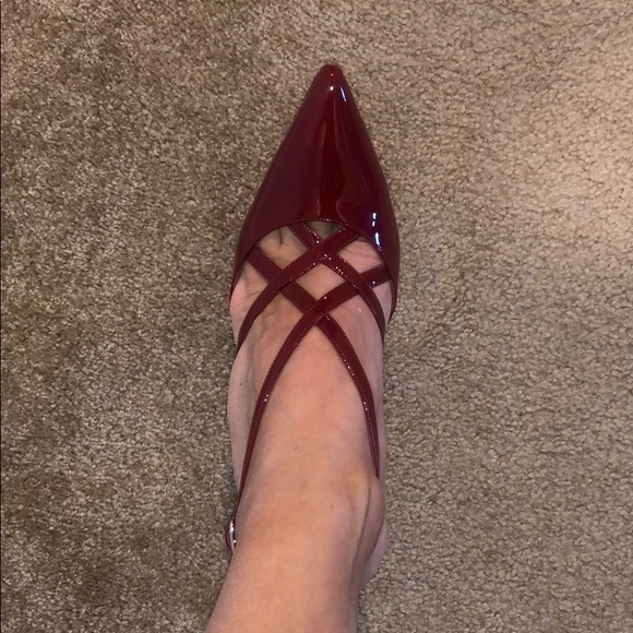 *SOLD*Manolo Blahnik Red Pumps - Picture 11 of 11